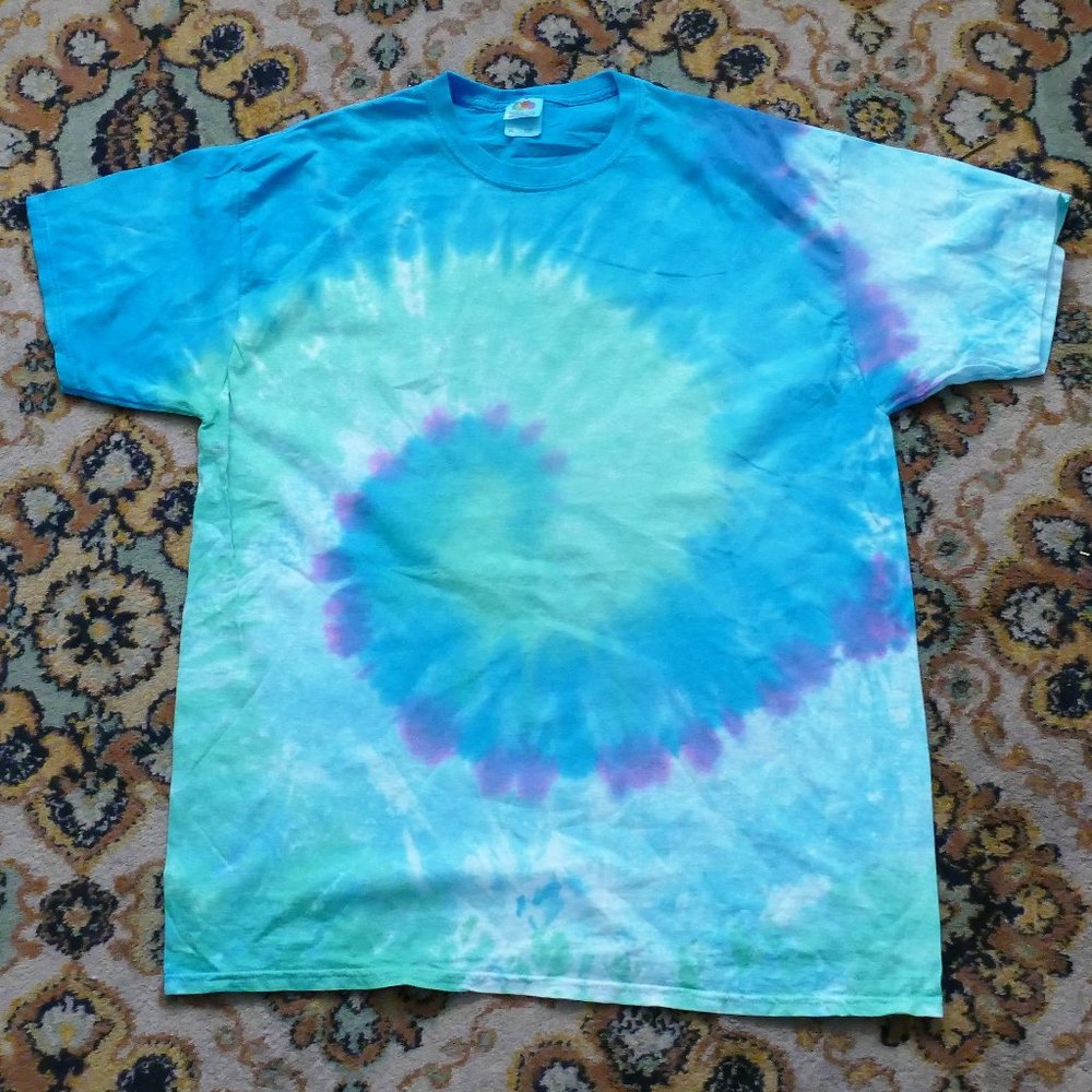 NWOT Summer Soft Blue Tie Dye Adult T-Shirt sz XL